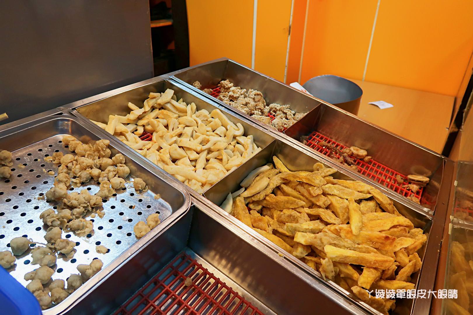 新竹美食宵夜推薦《上華鹽酥雞》，等超久但是爆好吃的碳烤雞排
