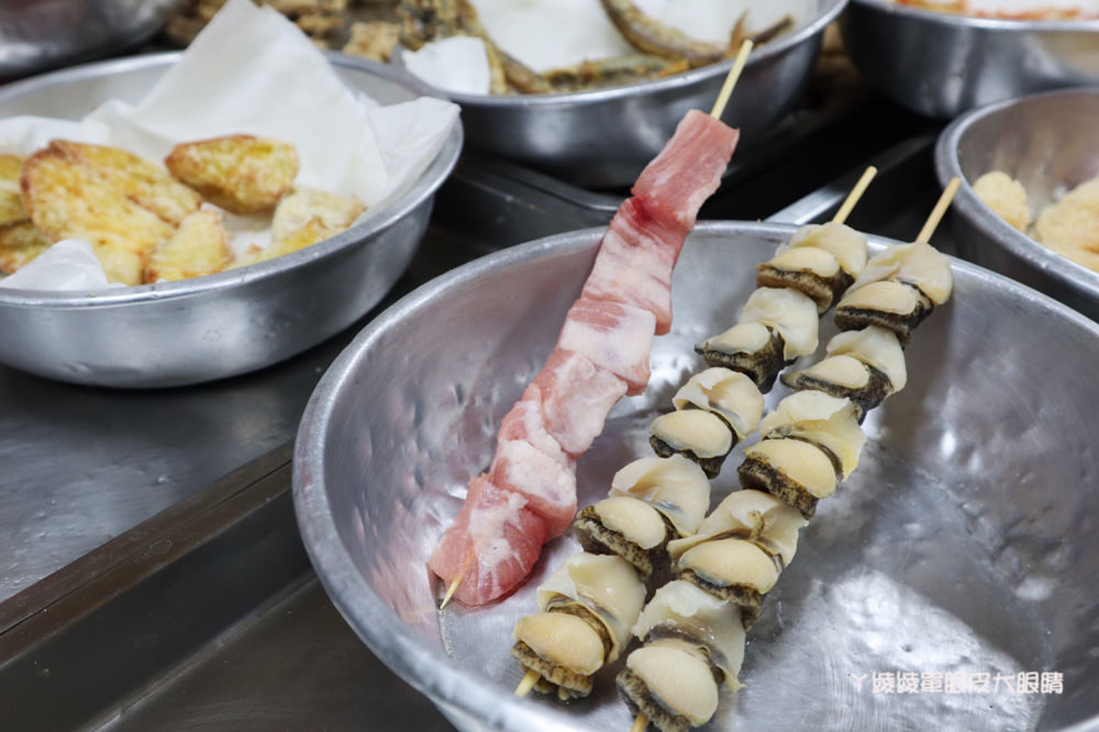 新竹鹹酥雞推薦蕭家鹽酥雞，隱身巷弄的低調鹽酥雞店，什麼都可以炸？