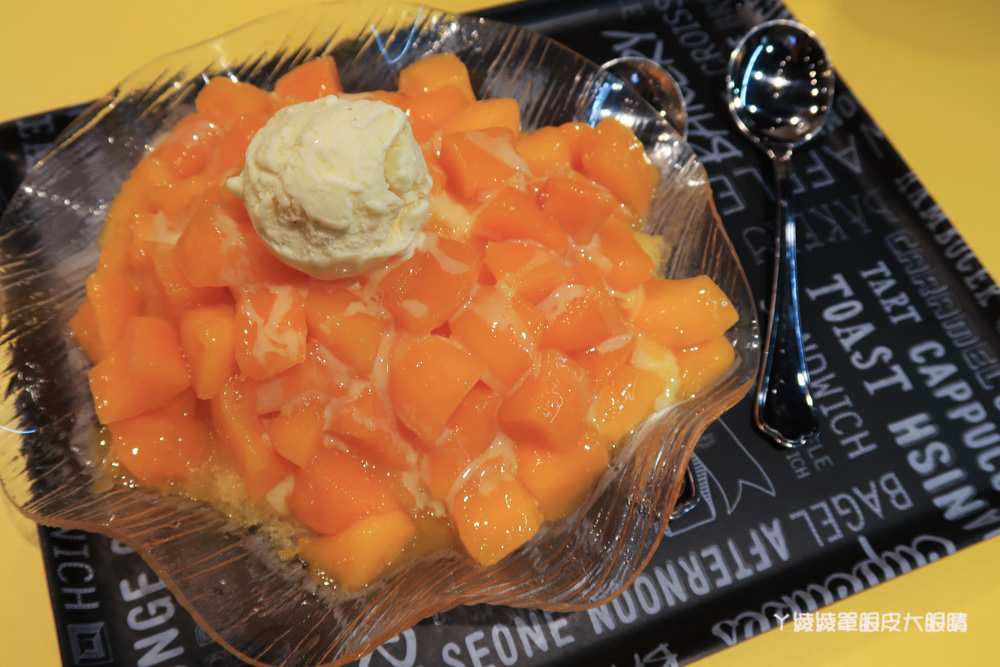 新竹冰店推薦一品菓坊！平價好吃的浮誇鮮果盅，城隍廟附近拍照打卡點