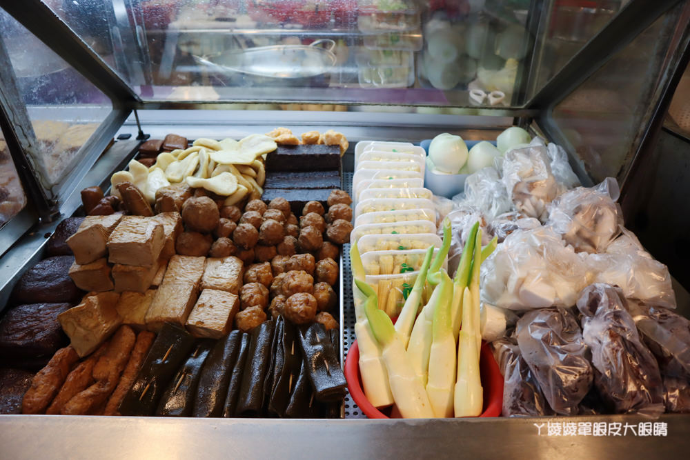 新竹平價滷味推薦沅滷味！一天只營業五小時、一開店就爆滿的新竹美食，滿百送麵或豆皮