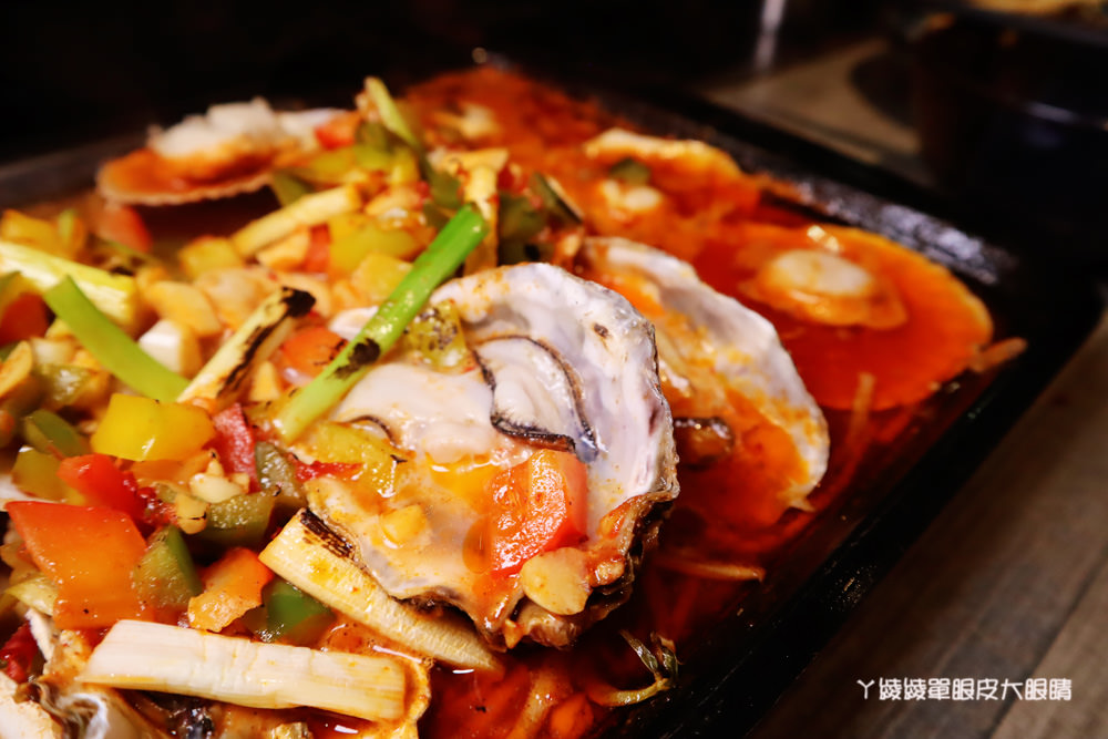 新竹宵夜｜海の貨海鮮料理，抖音超夯的重慶麻辣小龍蝦烤魚在新竹也吃得到