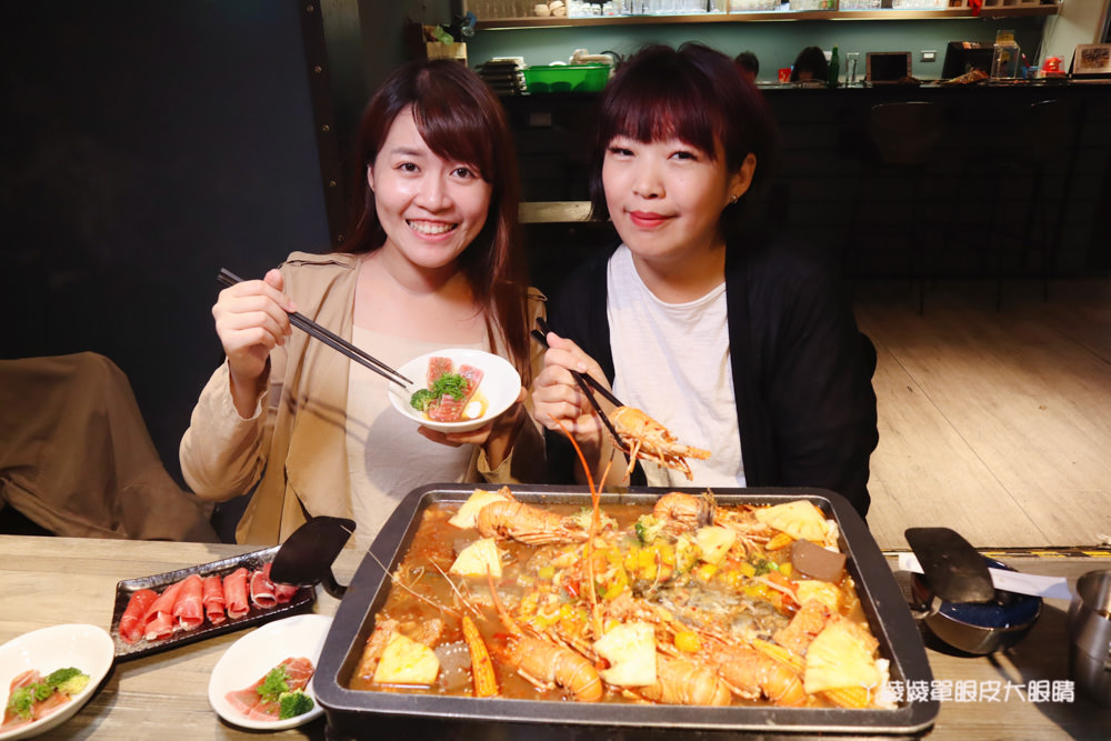 新竹宵夜｜海の貨海鮮料理，抖音超夯的重慶麻辣小龍蝦烤魚在新竹也吃得到