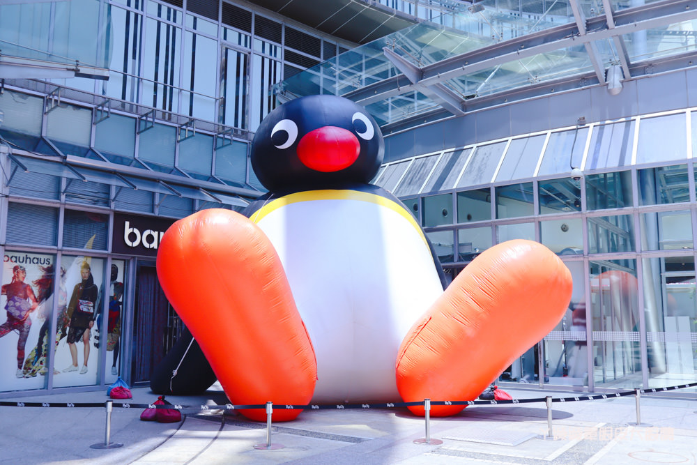 新竹暑期免費展覽！六公尺高的PINGU企鵝呆萌落在新竹巨城，夏日偶像派對倒數兩週