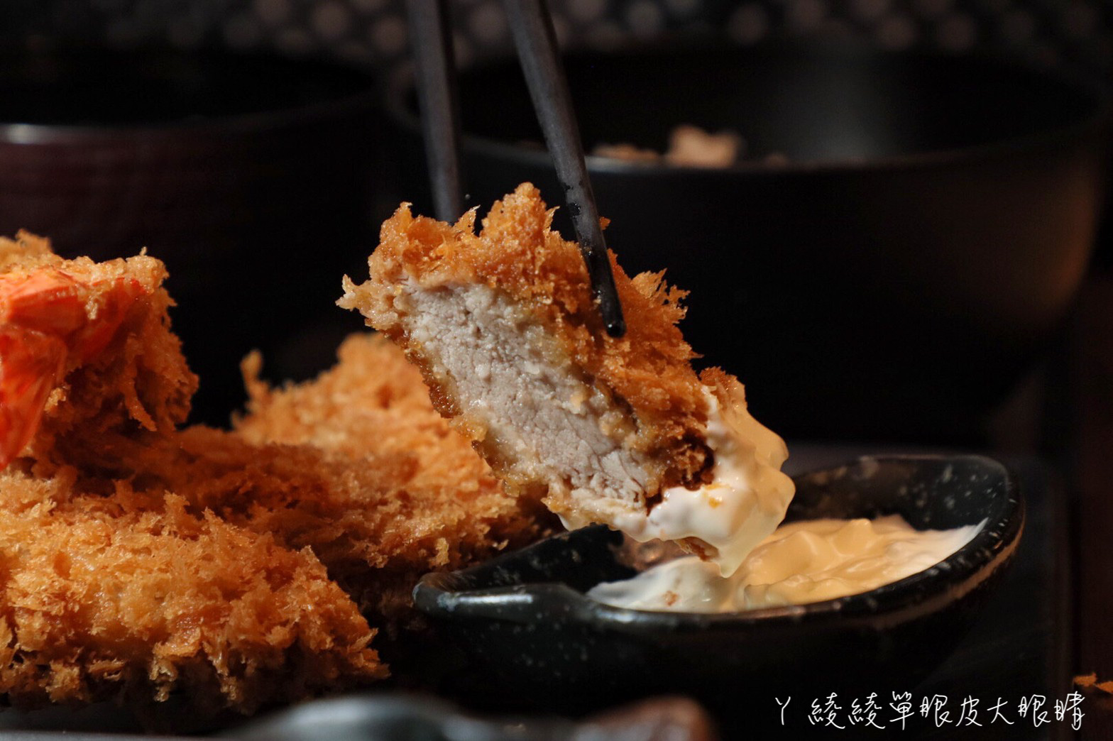 新竹火車站附近美食！主打厚實的日式炸豬排定食，必吃期間限定肥美多汁的廣島牡蠣
