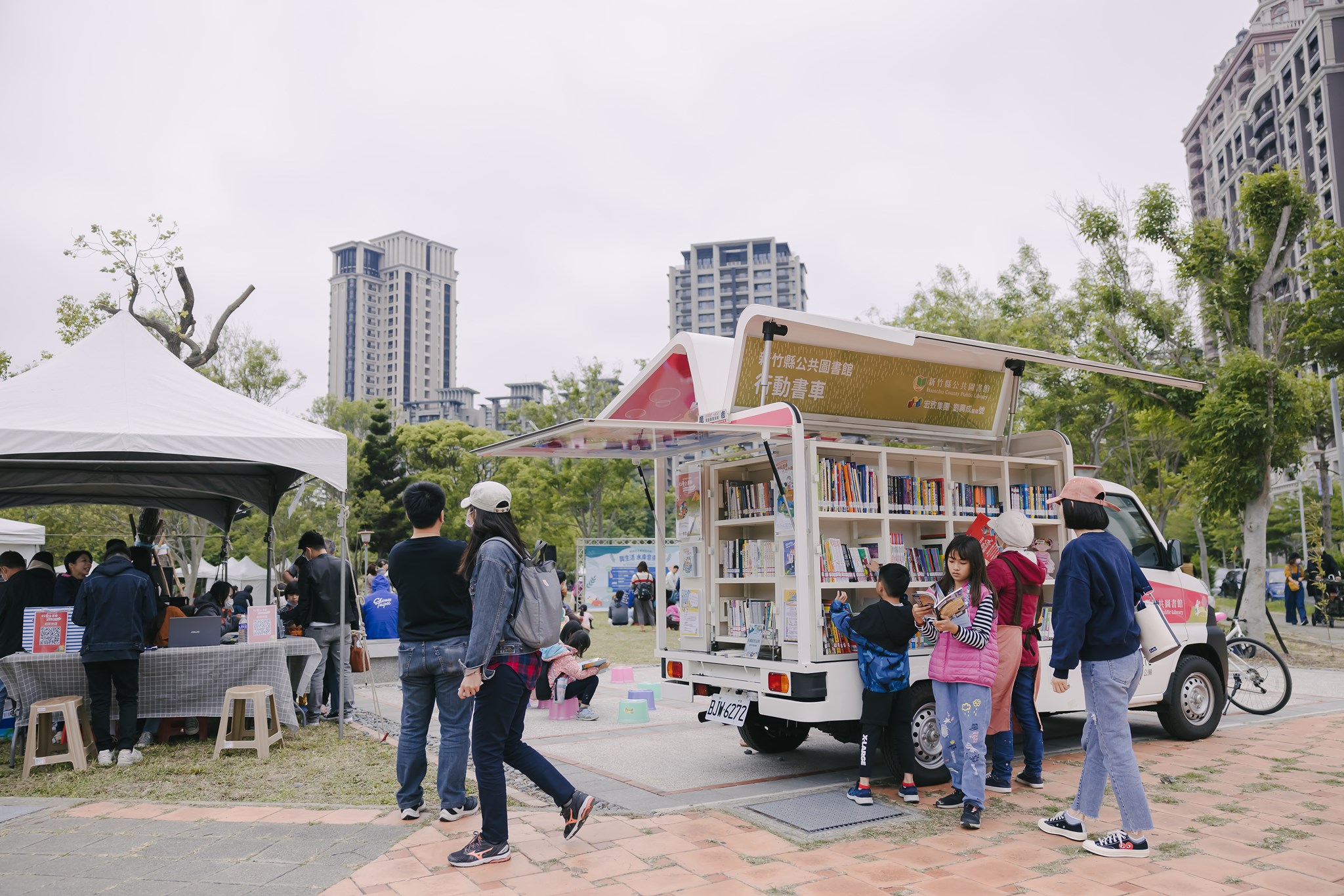 新竹縣客家藝術節來了！初心者市集近40個攤位，將於竹北東興圳公園熱鬧登場