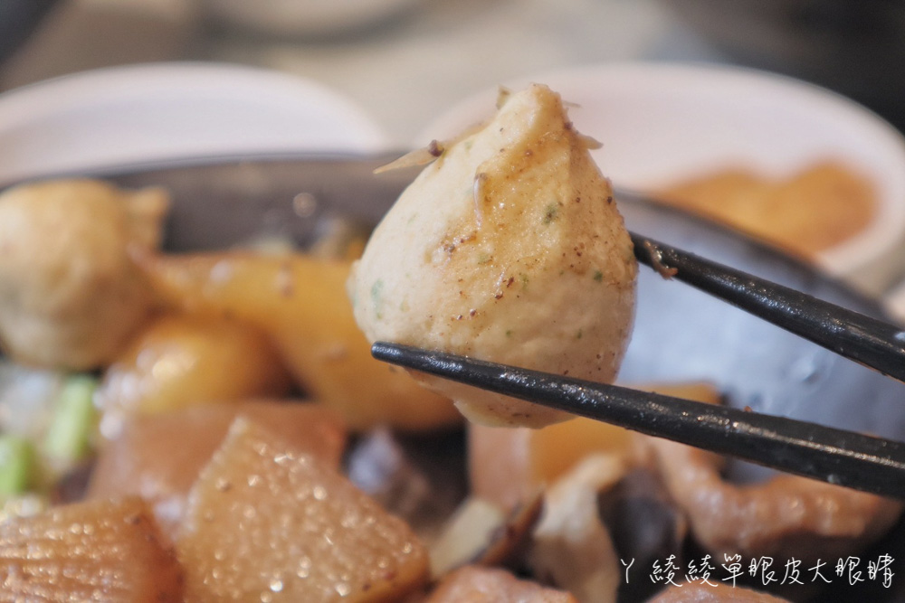 新竹好吃滷味推薦正香滷味！新竹市五星級滷味店！內用豚骨湯喝到飽，免費加蔥花跟酸菜