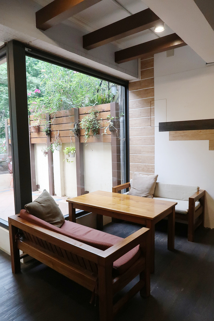 新竹咖啡廳，開到凌晨的咖啡木！巨城附近早午餐、下午茶、鬆餅