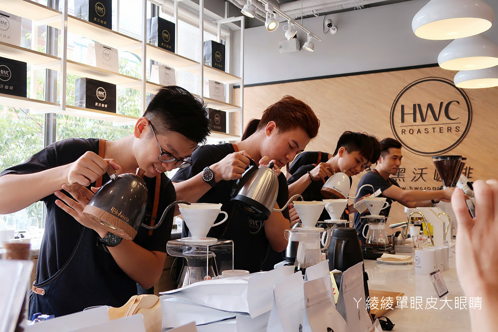 新竹竹北咖啡廳推薦，HWC黑沃精品咖啡葡萄酒市集
